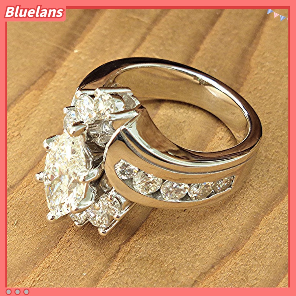 [BLS] Fashion Cincin Sparkling Kreatif Bentuk Shiny Efek Visual Tidak Iritasi Mudah Dipakai Zirkon Hias Bersinar Jari Cincin Wanita Perhiasan Pernikahan Hadiah Ulang Tahun