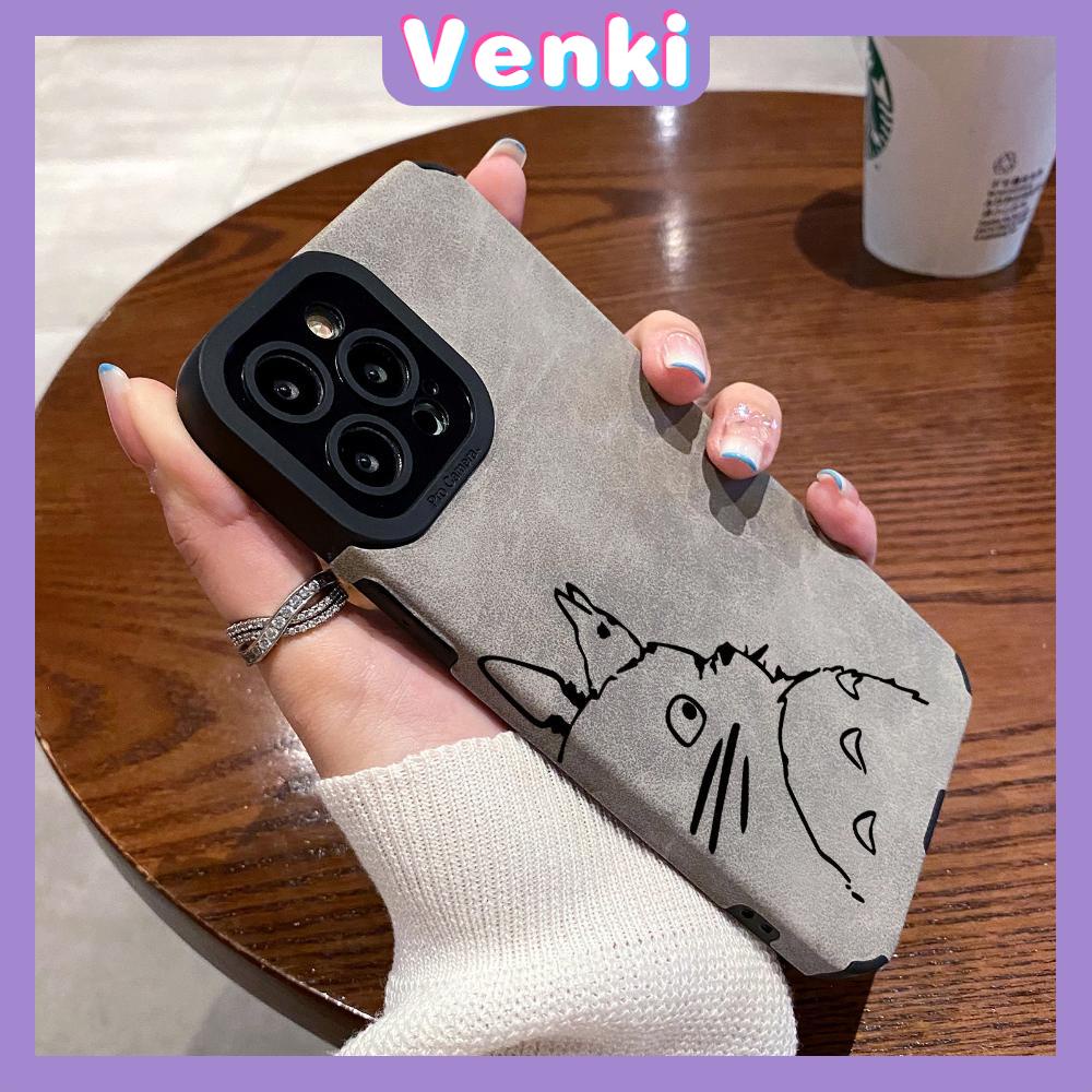 VENKI - Untuk iPhone 11 Case Leather Pupil Suede Cover Soft Shockproof Case Camera Simple Cute Totoro Kompatibel dengan iPhone 14 13 Pro max 12 Pro max xr xs 7Plus 8Plus