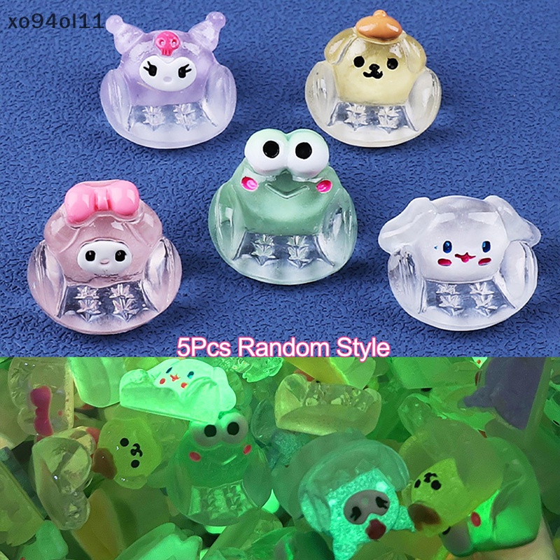 Xo 5Pcs Luminous Sanrio Ornamen Mini Kartun Melody Kayu Manis Kuromi Boneka Mikro Lanskap Dekorasi Rumah Boneka Miniatur Mainan OL