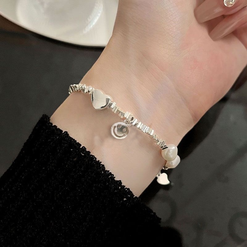 Gelang Jahitan Cinta Mutiara Putus Manik-Manik Gaya Cina Baru Perempuan2023 Gaya Baru Cina Ringan Mewah Smiley Face Pendant Bracelet