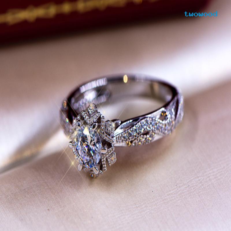 Twowood Zhenrong Berongga Bunga Dan Bintang Simulasi 1karat Zirkon Cincin Eropa Dan Amerika Bertatahkan Moissanite Zirkon Engagement Ring