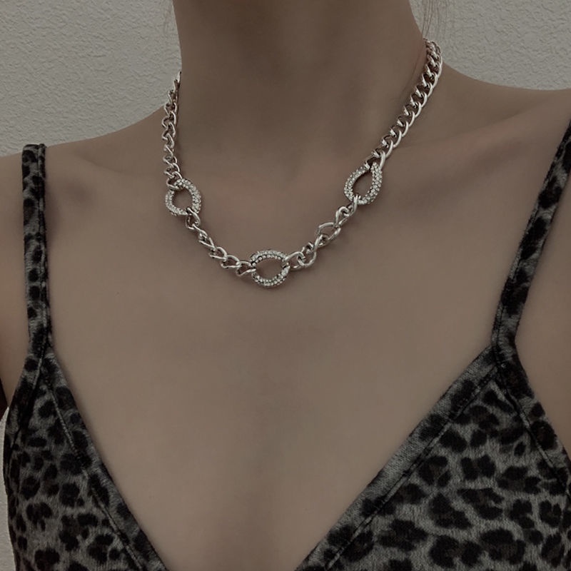 Ins Trendi Keren Unik Rantai Berlebihan Penuh Berlian Cincin Kalung Eropa Amerika Influencer choker Pendek Klavikula Rantai Kalung