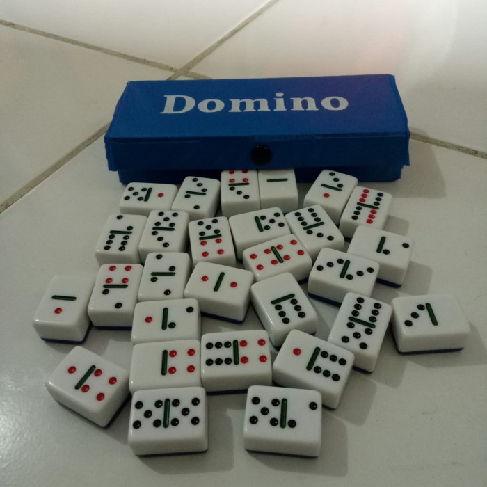 Domino Batu Kartu Domino