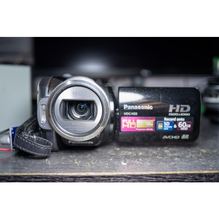 Panasonic HDC-HS9 1080p HD Leica Dicomar Camcorder 10x Zoom X Sony