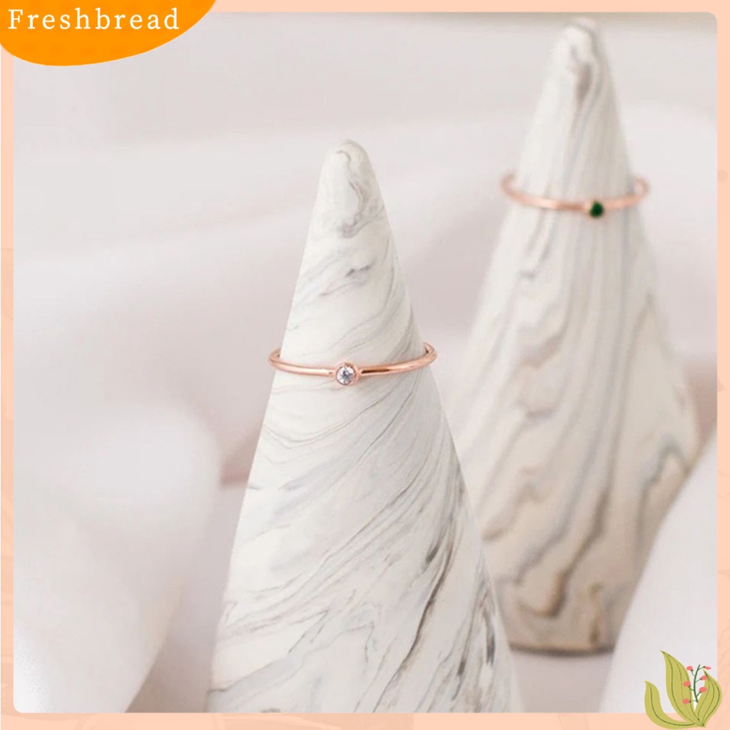 &lt; Freshbread &gt; Wanita Cincin Shiny Ultra-Ringan Tidak Iritasi Anti-Oksidasi Mempesona Efek Visual Dekoratif Stainless Steel Wanita Berlian Imitasi Pernikahan Ring Finger Band Untuk Perempuan