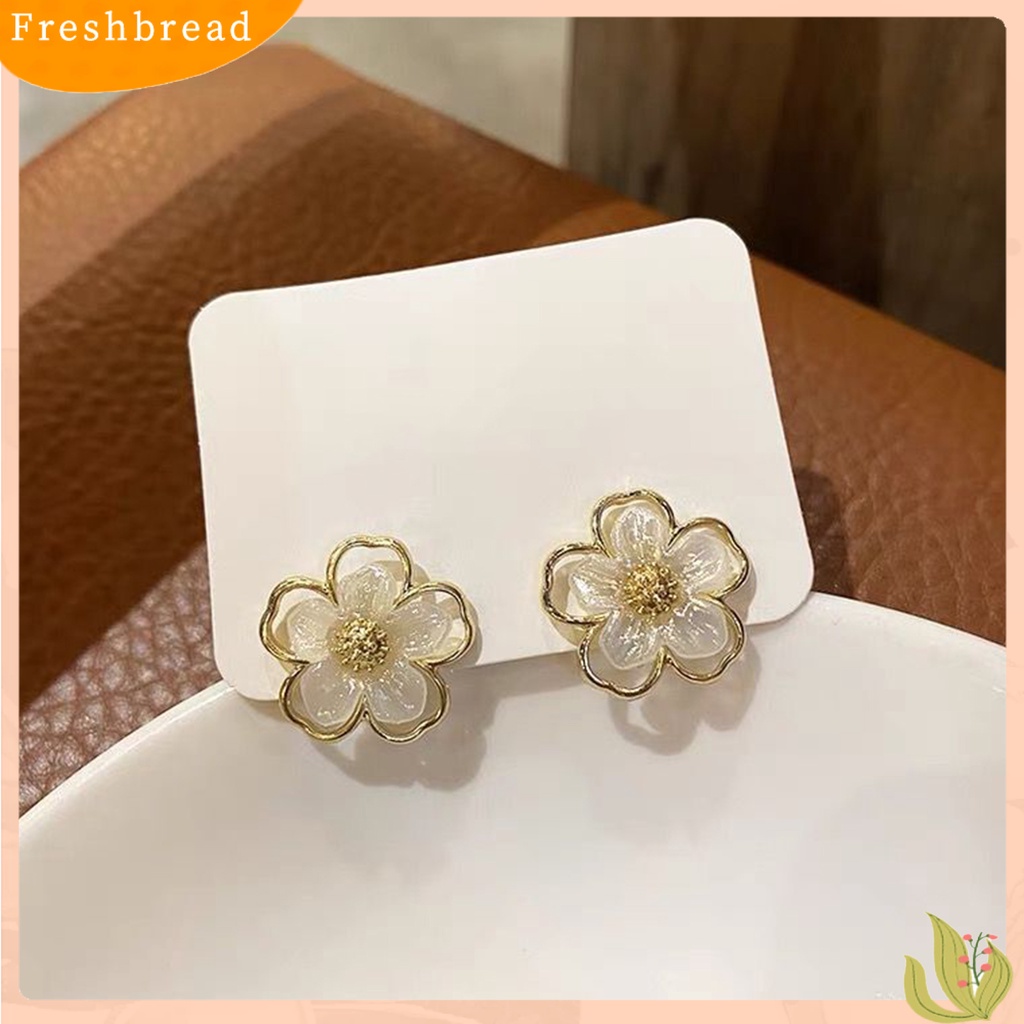 &lt; Freshbread &gt; 1pasang Ear Studs Eye-catching Indah Semua Pertandingan Menawan Tahan Lama Berdandan Anting Temperamen Niche Simetris Untuk Pacaran