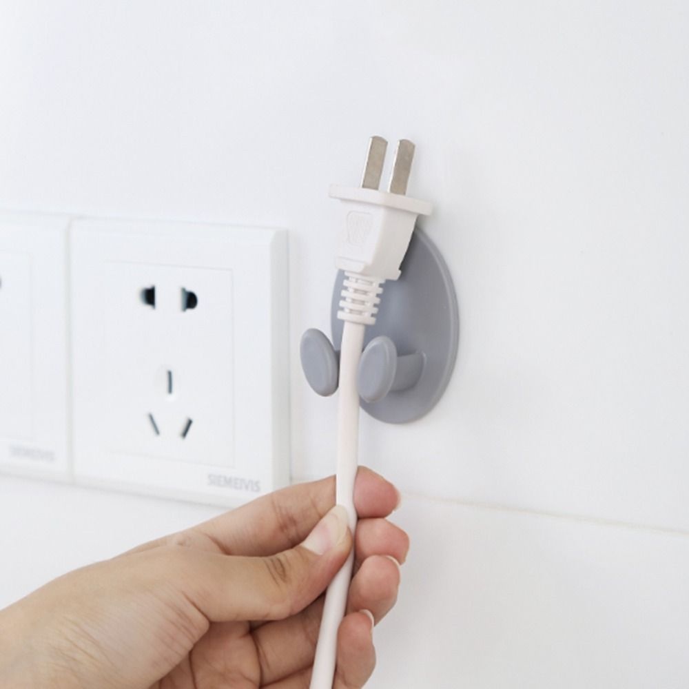 [Elegan] Hook Menempel 2Pcs Gantungan Tempel Dinding Perekat Diri Bentuk Oval Alat Penyimpanan Plug Hook