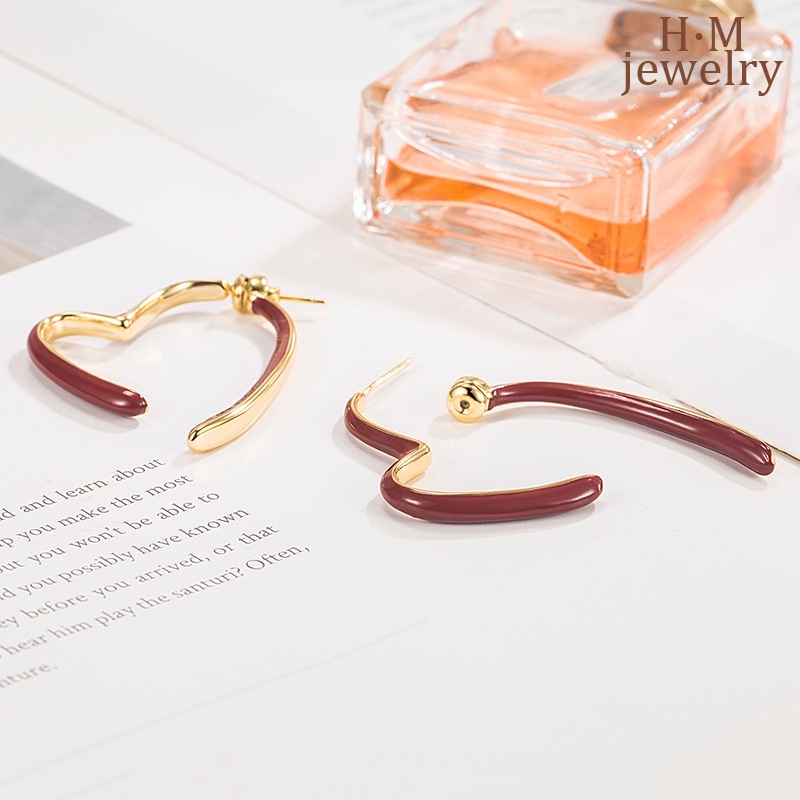 S925 Perak2023Baru Trendi Cinta Dingin Anting Hati Anting Bermutu Tinggi