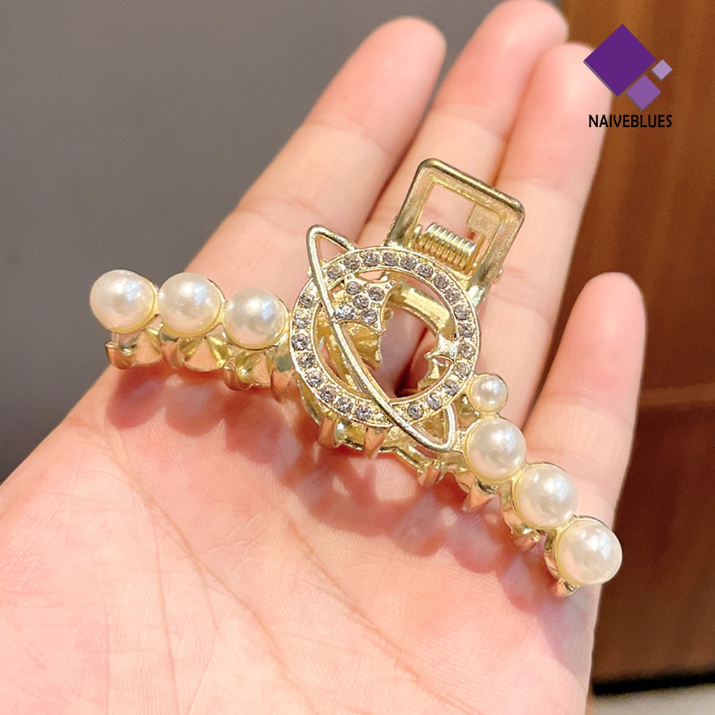 &lt; Naiveblues &gt; Hair Claw Butterfly Gaya Korea Wanita Mutiara Mengkilap Klip Rambut Pakaian Sehari-Hari