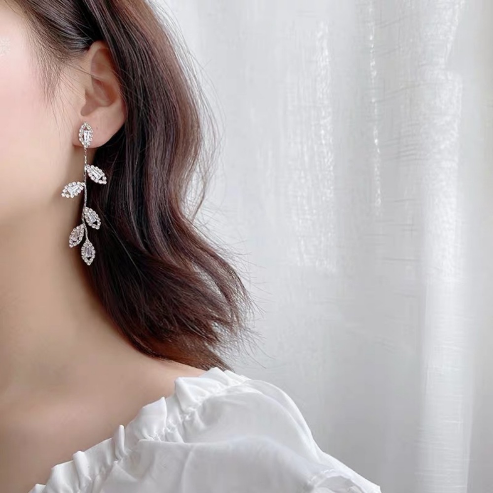 Deartiara Zirkon Anting Daun Gaya Panjang Anting Serbaguna Anting Indah Desain Rasa Anting Cantik Untuk Wanita