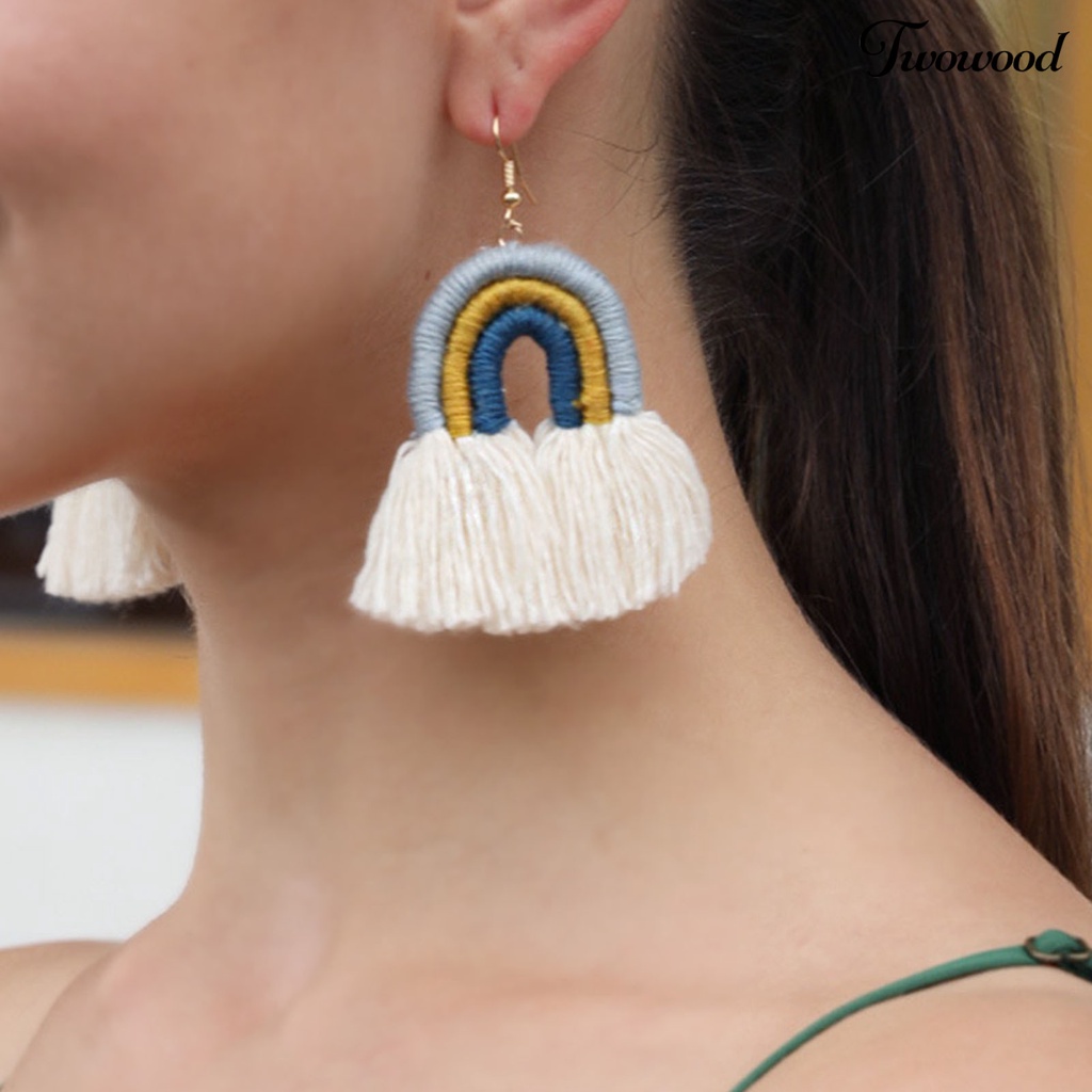 Twowood 1pasang Anting Pelangi Bohemian Menarik Hias Lapis Rumbai Rainbow Hook Menjuntai Earrings Untuk Kehidupan Sehari-Hari