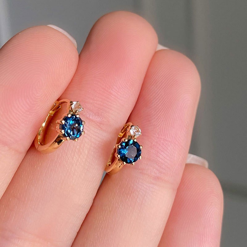 Korea Vintage Sederhana Mewah Zirkon Biru Kristal Perak Emas Baja Titanium Ear Stud Wanita Fashion Perhiasan Aksesoris Telinga Klip Hoop Earrings