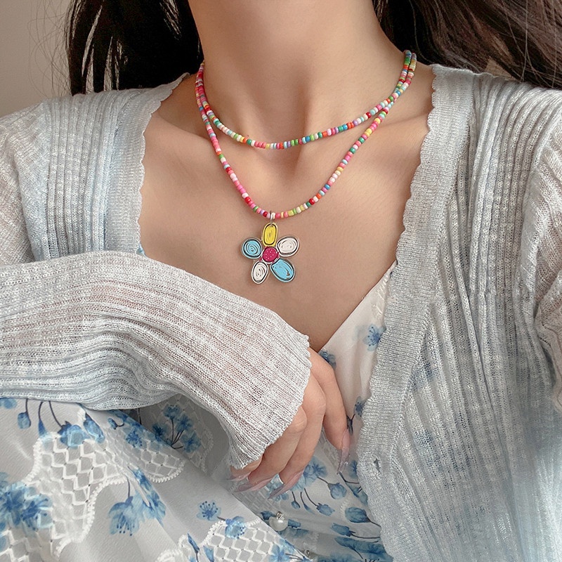 Roselife Korea Tahan Air Musim Panas Mode Double Layer Warna-Warni Manik-Manik Rantai Graffiti Bunga Liontin Kalung Untuk Wanita Perempuan Pelangi Bunga Kalung Liburan Perhiasan