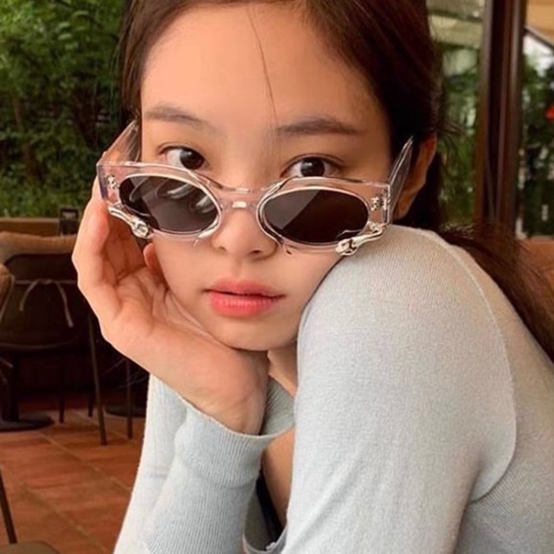 (YUZHU) Kacamata Hitam Gaya Jennie Bentuk Gaya Retro Y2K Personality Sunglasses