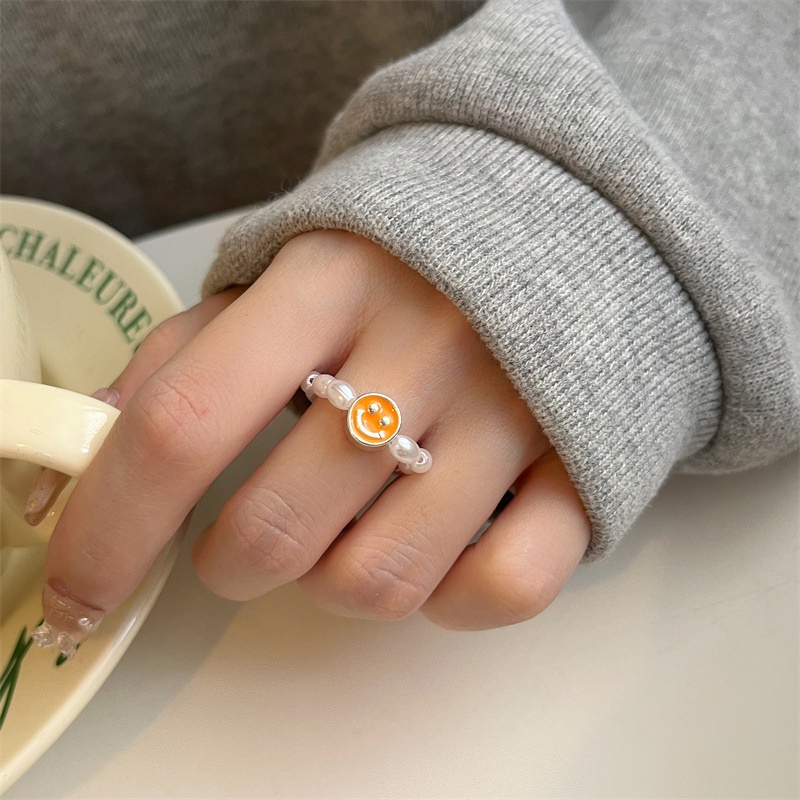 Cincin Manik-Manik Geometris Wajah Tersenyum Mutiara Fashion Untuk Wanita