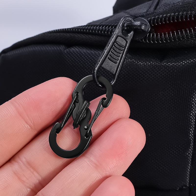 Gantungan Kunci Hitam Kait Bahan Aluminium Alloy 8-bentuk Carabiner/Aksesoris Luar Ruangan Rumah Gesper Untuk Camping Hiking Traveling Ransel