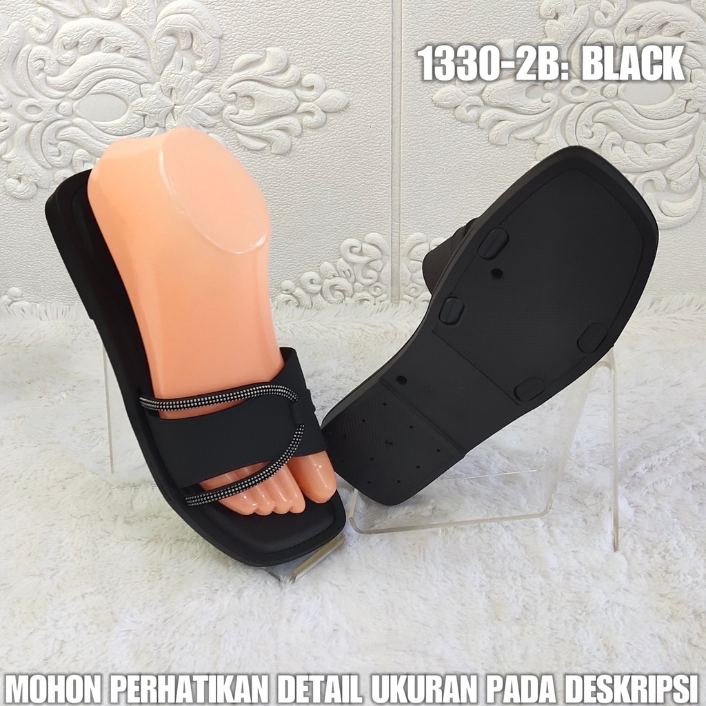 Sandal Wanita Karet Import 1330 2B Sendal Fashion Jalan SDLFW