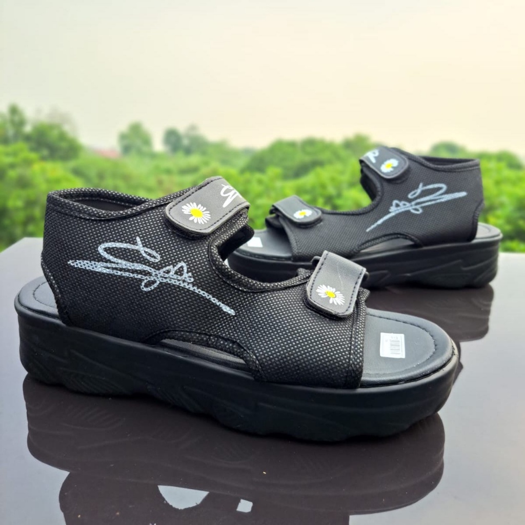 Sandal Wedges Wanita Hak 4 cm Hitam Putih - TOKOERS YF01