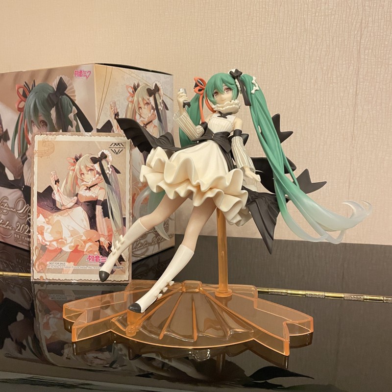 Hatsune Miku Virtual Artis Singer Masterpiece Latidos Figure Gadis Lucu Model Berdiri Rumah Ornamen Figure