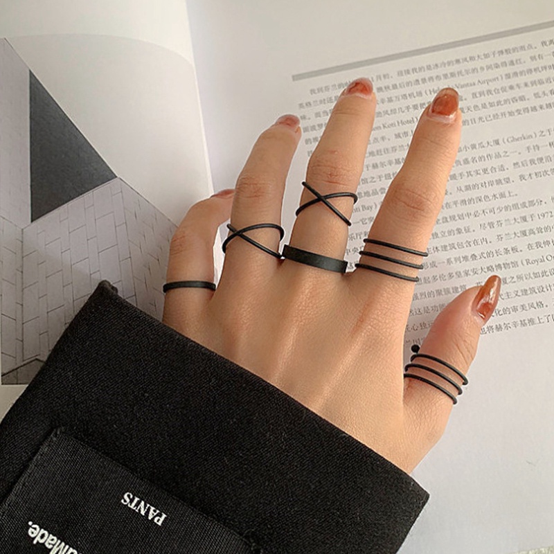 6pcs /Set Cincin Hitam Pembukaan Bulat Hollow Logam Fashion Untuk Perhiasan Aksesoris Wanita