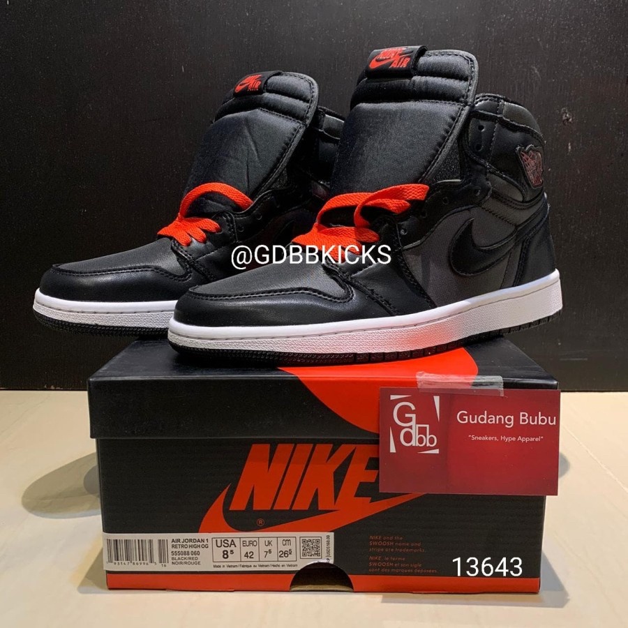 Sneakers Air Jordan 1 High Black Satin Bvs