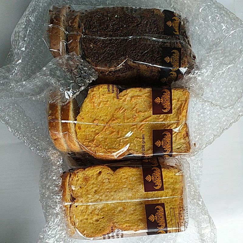 

b roti kering lampung monica loren,roker lampung monica loren manis renyah+bublewrap
