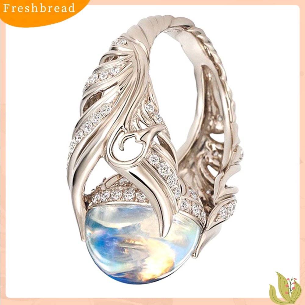 &lt; Freshbread &gt; Wanita Faux Moonstone Berlian Imitasi Bertatahkan Sayap Jari Cincin Hadiah Perhiasan Pernikahan