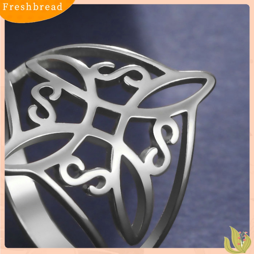 &lt; Freshbread &gt; Ladies Ring Geometric Electroplating Hollowed Pattern Bright Luster Permukaan Halus Berdandan Perhiasan Simpul Penyihir Cincin Stainless Steel Untuk Pakaian Sehari-Hari