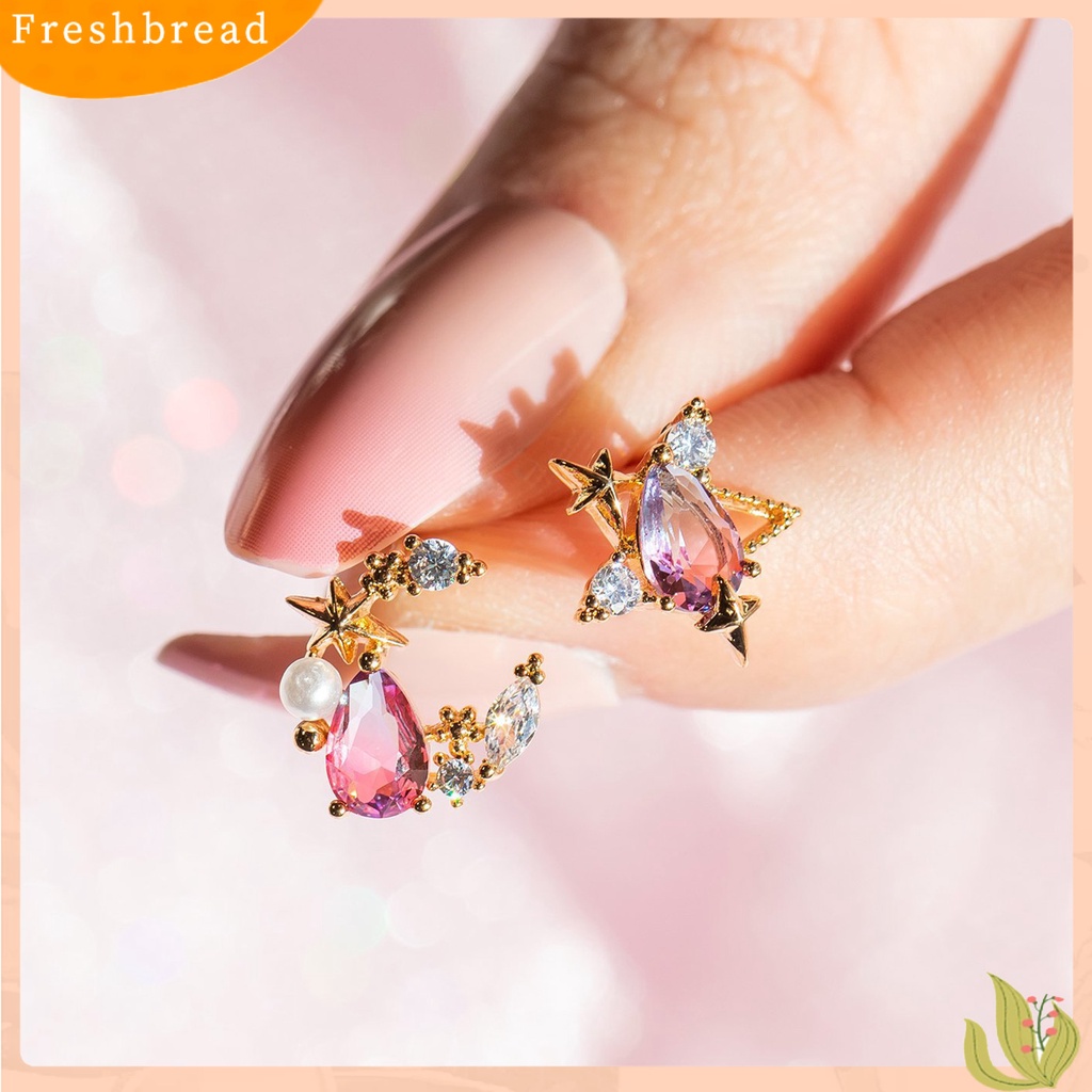 &lt; Freshbread &gt; 1pasang Anting Tusuk Telinga Alloy Chic Piercing Hias Bulan Bintang Berlian Imitasi Untuk Liburan