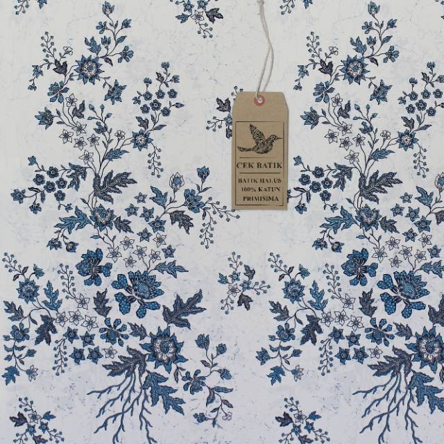 Kain Batik - Motif Bunga Gading Dasar Putih (Biru)