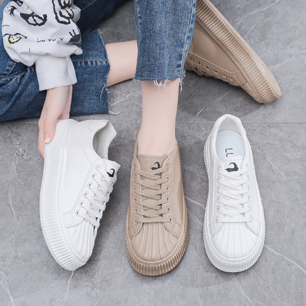 Sepatu Wanita Olahraga Bertali Sneakers Cewek Premium Fashionable Terbaru