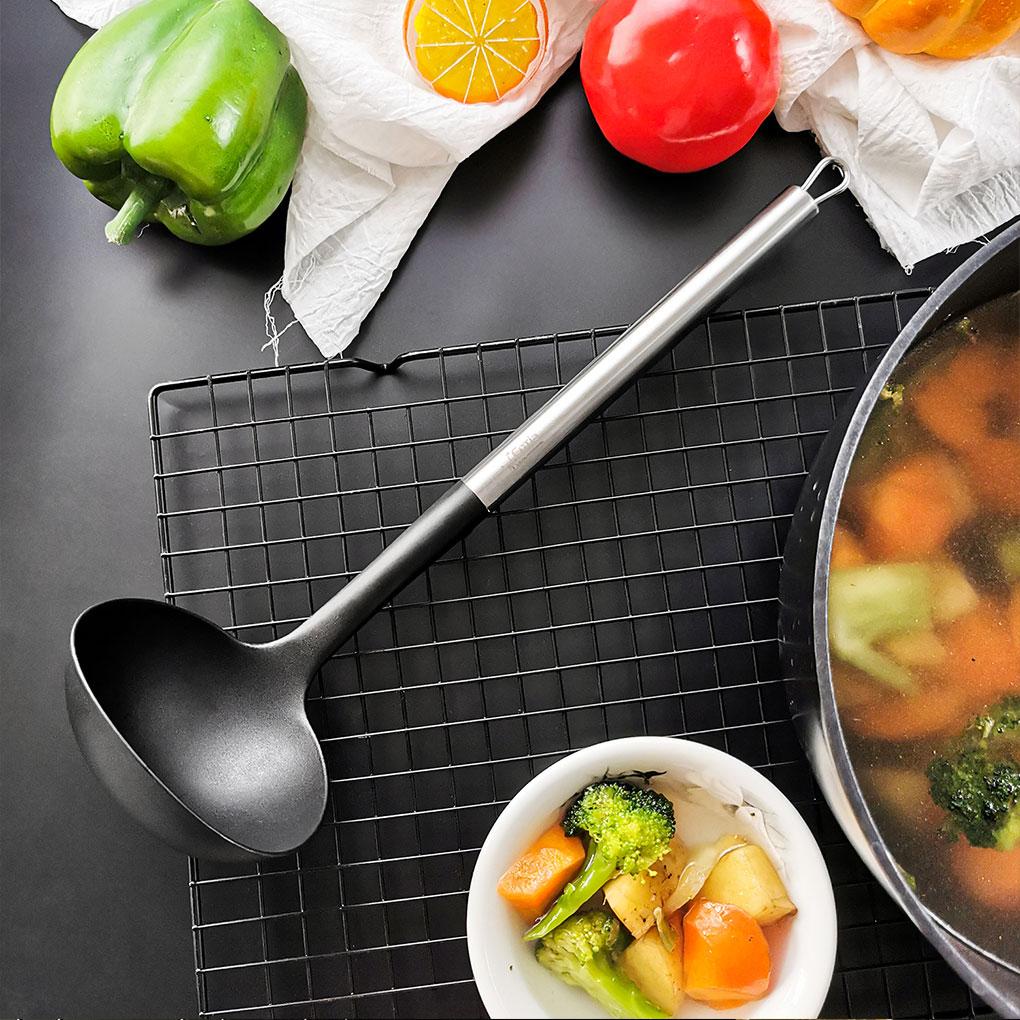 Sendok Sup Tahan Panas Soup Scope Alat Lubang Gantung Non-slip Gagang Dapur Untuk Rumah Restoran