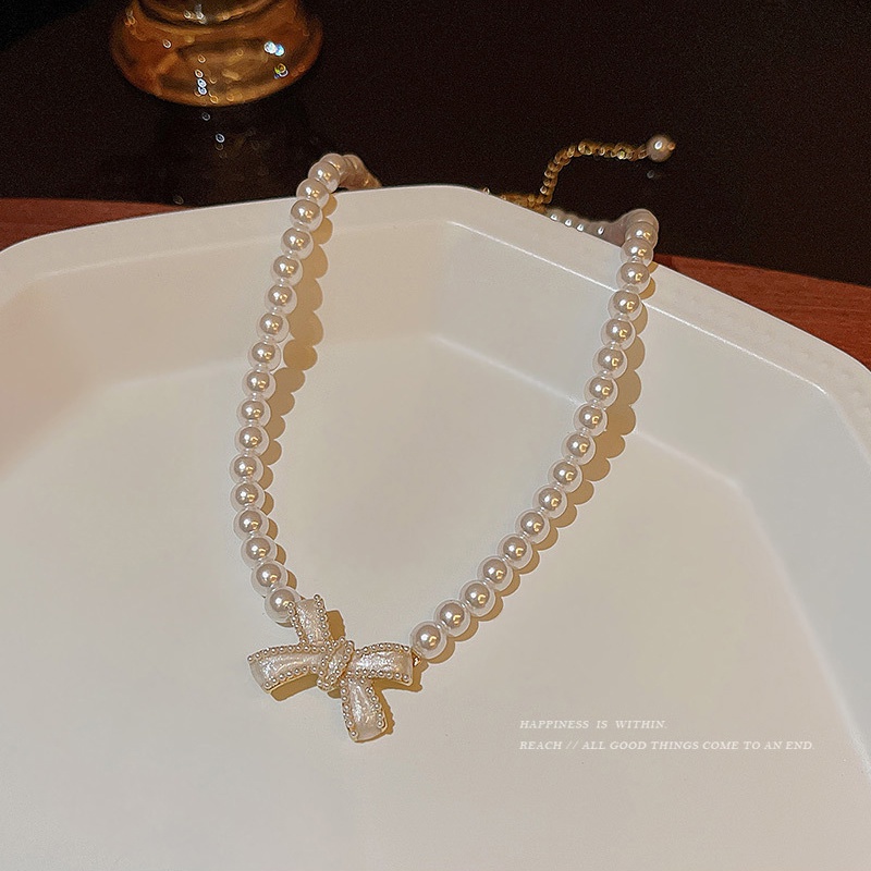 Ay (CN) Kalung Rantai Manik Mutiara Choker Liontin Busur Putih Elegan Untuk Aksesoris Perhiasan Wanita