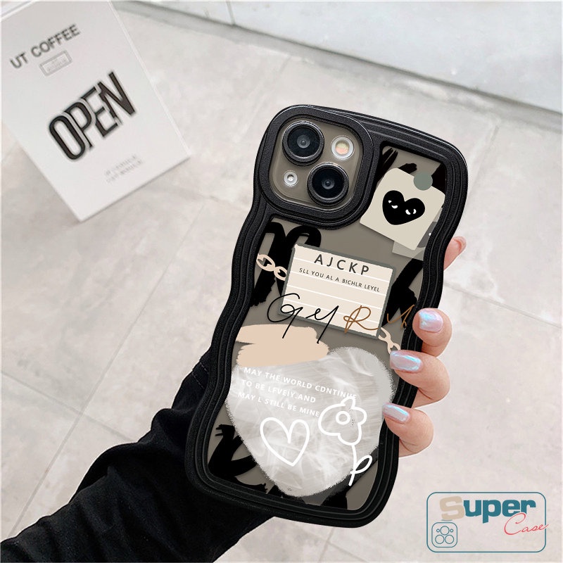 IPHONE Dreamy Love Heart Wavy Edge Back Cover Kompatibel Untuk Iphone11 13 7Plus 14 12 Pro Max XR 6s 6 7 8 Plus X XS Max SE 2020 Ins Graffiti Comme des Garcons Label TPU Soft Case