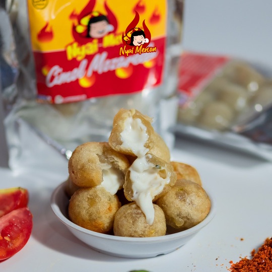 

Pangsit Tulang Rangu Nyai Mercon VIRAL Keju Baso Full Mozarella lumer Jajanan Instant pangsit ayam keju pangsit viral bikin bapper dan mantap jiwa MelySnack
