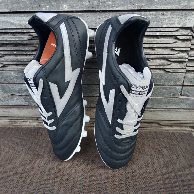 Sevspo Maestro Calf Leather Black White - Sepatu Bola Sevspo Kulit Sapi Original bisa COD