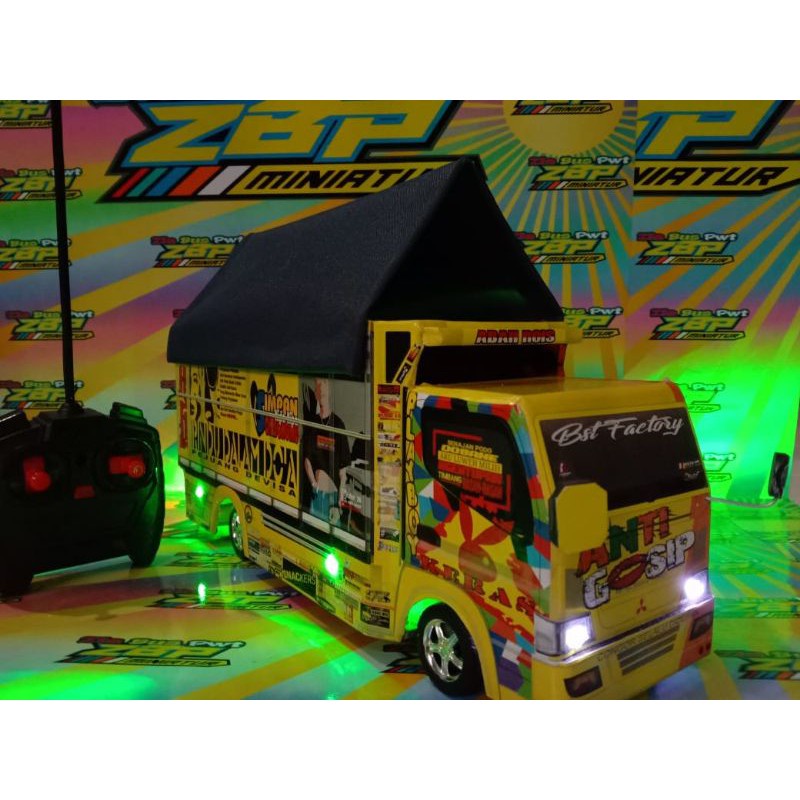 Miniatur truk oleng  anti gosip free terpal