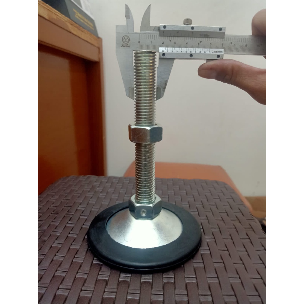 1 Set Kaki Adjuster conveyor M20 x 150 + Karet / Foot Adjuster Table