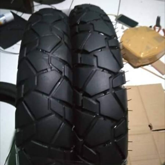 BAN ASPIRA PREMIO UK 130/70 100/80 RING 17