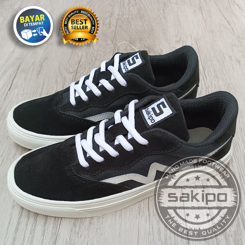 PROMO 8.8 !!  SEPATU DISTRO REMAJA KARET HITAM PUTIH / SNEAKERS REMAJA PRIA SOL KARET LENTUR / SNEAKERS SKATEBOARD PRIA SOL KARET / SEPATU REMAJA GAUL HANGOUT / SEPATU SEKOLAH SMA KULIAH / SEPATU KASUAL SANTAI / SEPATU ORIGINAL / SAKIPO
