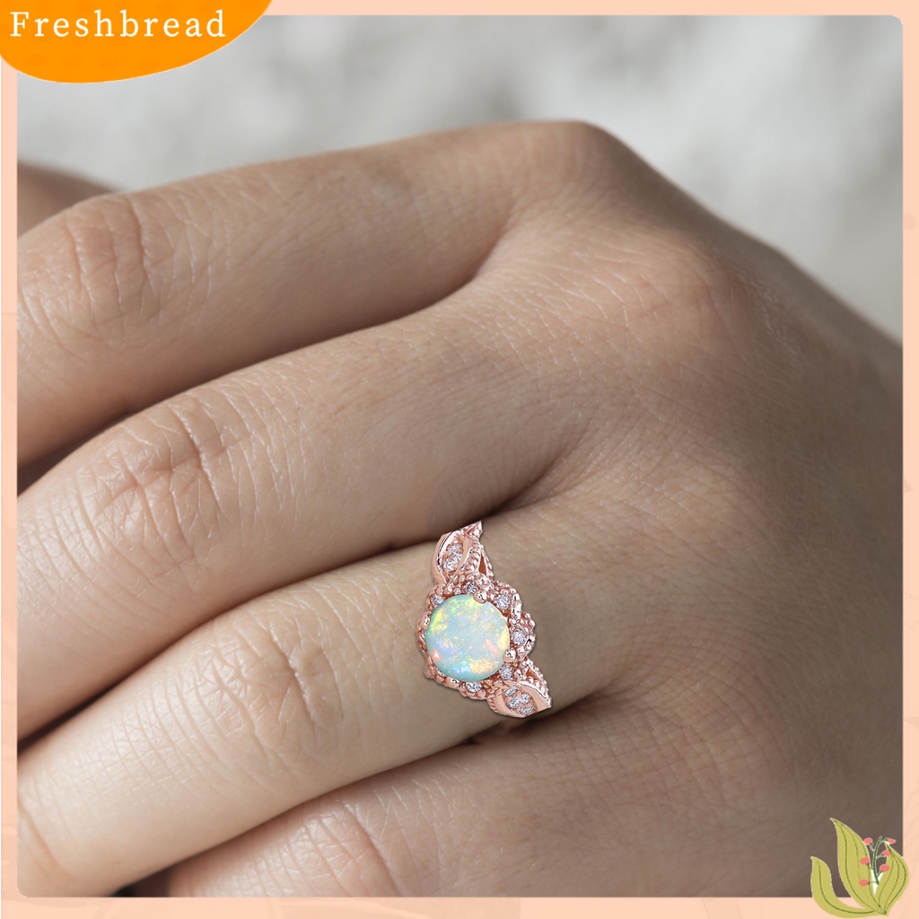 &lt; Freshbread &gt; Cincin Kawin Berlian Imitasi Mengkilap Bertatahkan Indah Gaya Vintage Memutar Tekstur Cincin Pengantin Hadiah Ulang Tahun