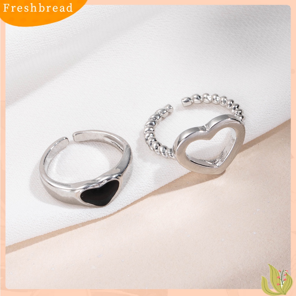 &lt; Freshbread &gt; 2Pcs Cincin Pasangan Berongga Berlapis Jantung Perhiasan Pembukaan Cincin Jari Yang Dapat Disesuaikan Hadiah Hari Kasih Sayang