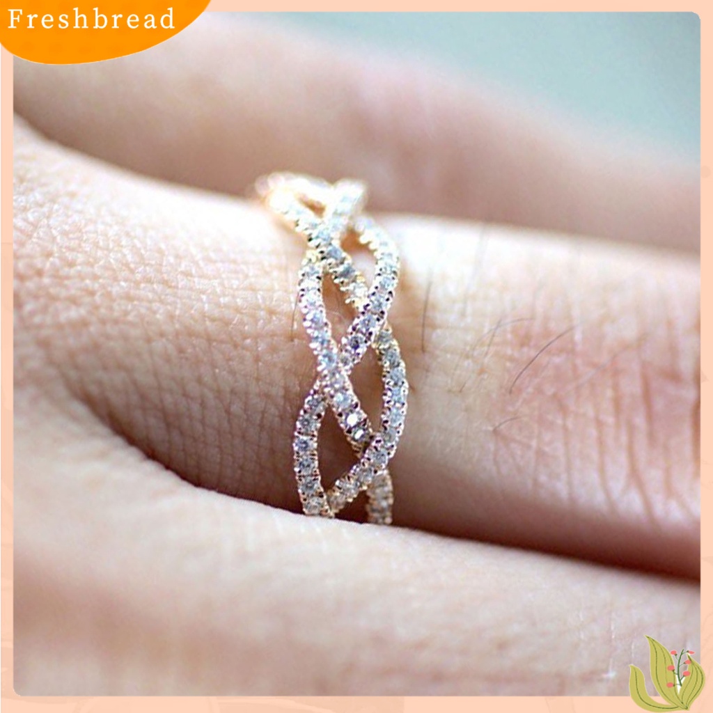 &lt; Freshbread &gt; Wanita Cincin Bentuk Memutar Berlian Imitasi Perhiasan Fashion Penampilan Electroplated Finger Ring Untuk Pernikahan