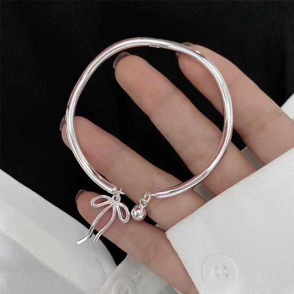 Needway Wanita Gelang Perak Trendi Hadiah Ulang Tahun Elegan Lucu Beruntung Berkah Pergelangan Tangan Aksesoris Perhiasan Romantis Mobius Memutar Lotus Bangle