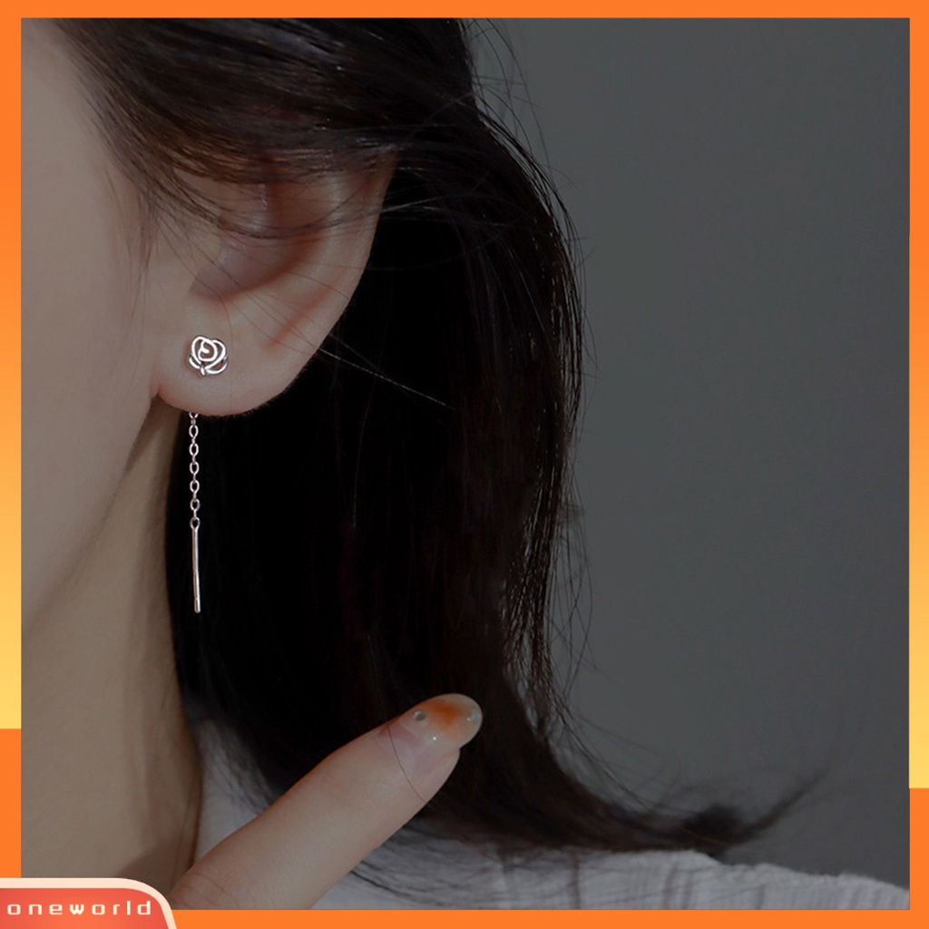 [EONE] 1pasang Wanita Drop Earrings Bersinar Berongga-out Bunga Mawar Garis Rantai Gaya Elegan Dekorasi Telinga Warna Emas/Perak Panjang Liontin Anting Perjamuan Pesta Perhiasan Hadiah