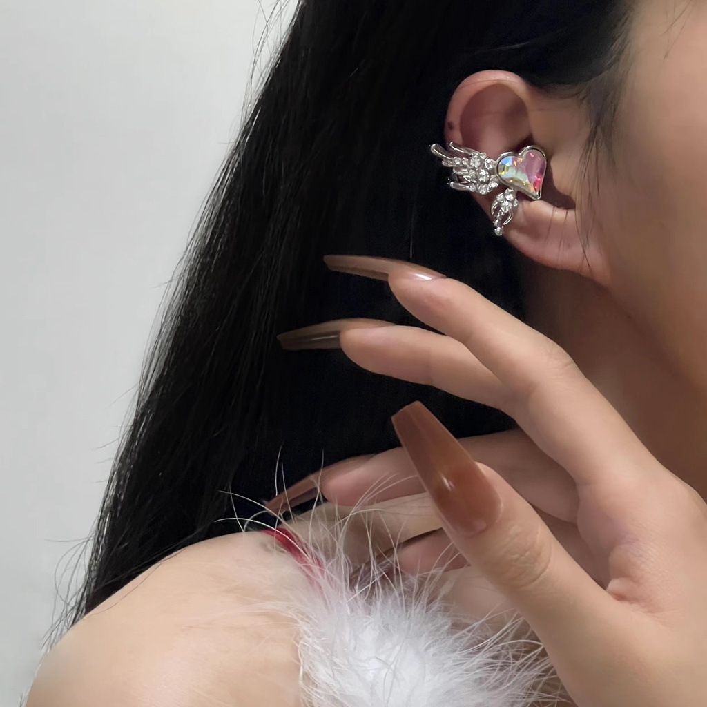 Anting Aksesoris Sayap Cinta Klip Telinga Pasang Temperamen Kepribadian