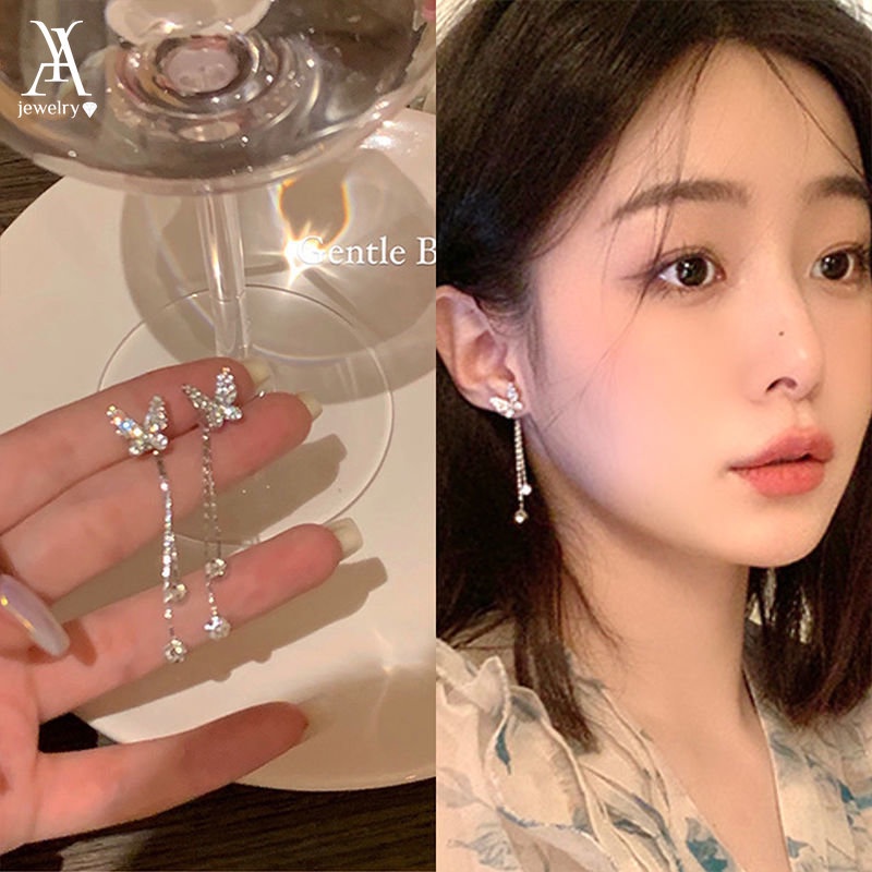 Ay (CN) Anting Kupu-Kupu Kristal Bersinar Silver Rumbai Drop Earring Untuk Aksesoris Perhiasan Wanita