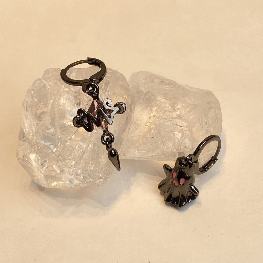 Y2k Manis Keren Asimetris Cross Ghost Anting Trendi Gothic Pink Berlian Hantu Kecil Geometris Persegi Kepribadian Desain Setan Bijouterie Stud Eardrop Perhiasan Aksesoris