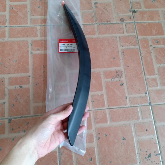 [MM] Garnish Spoiler Pintu Belakang BRV 2016-2020 Genuine - KANAN