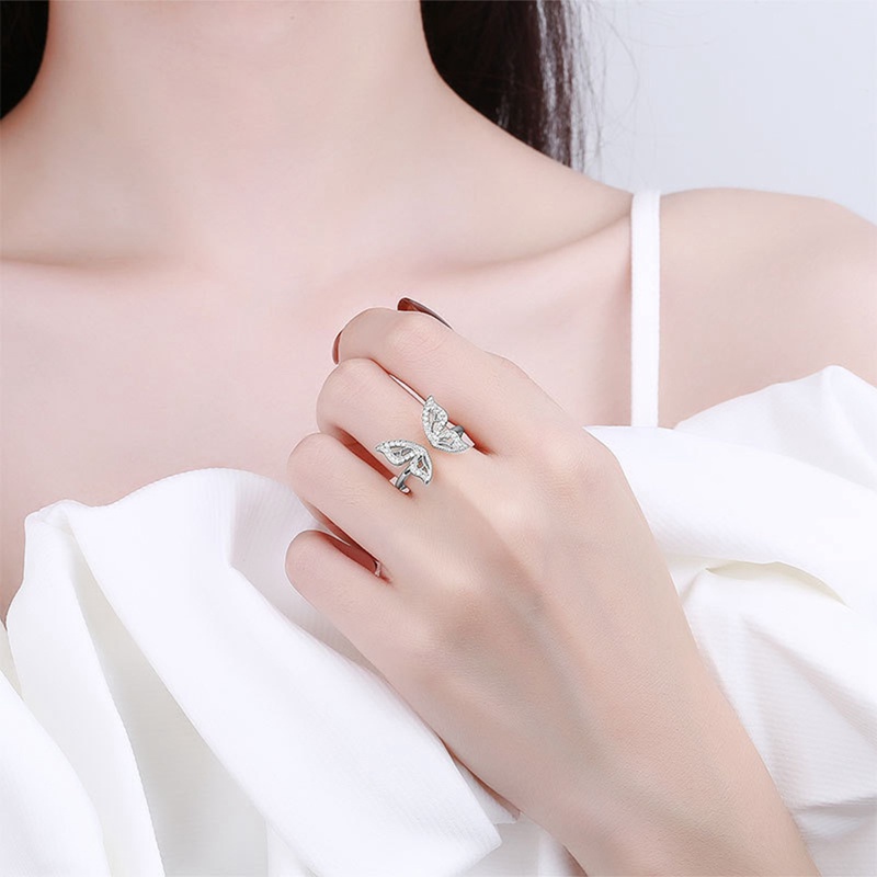 Korea Emas Berongga Kupu-Kupu Kubik Zirkon Tembaga Cincin Untuk Wanita Adjustable Terbuka Desain Pave Zirkon Butterfly Ring Pernikahan Perhiasan Hadiah